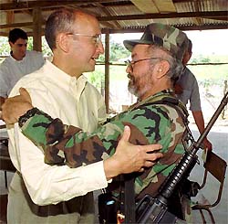 Former NYSE chief Richard Grasso embrace FARC commander